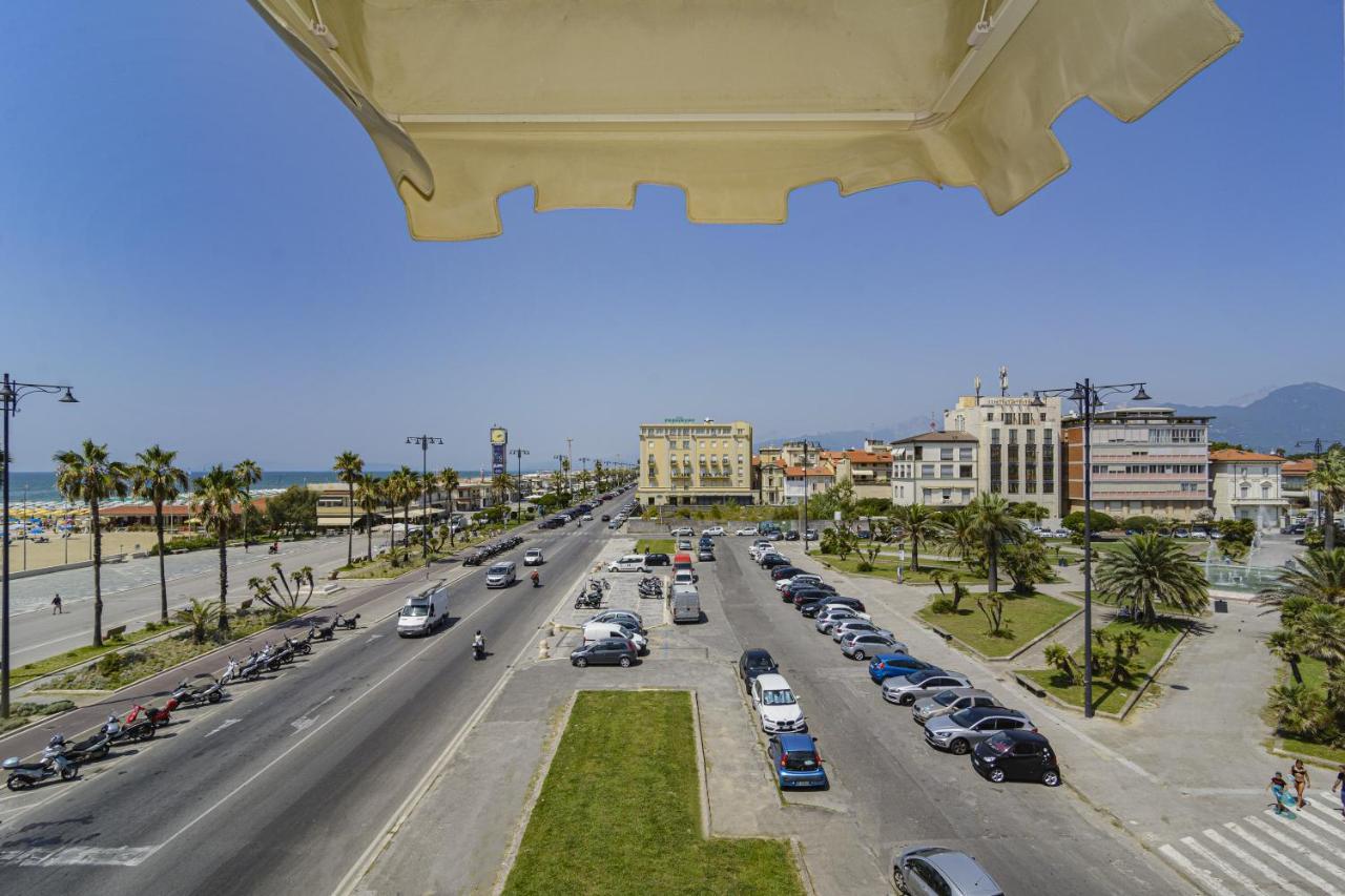 Hotel La Pace Viareggio Esterno foto