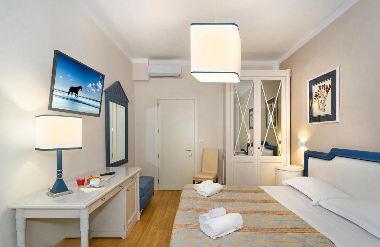 Hotel La Pace Viareggio Esterno foto