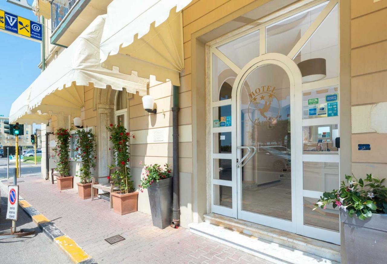 Hotel La Pace Viareggio Esterno foto